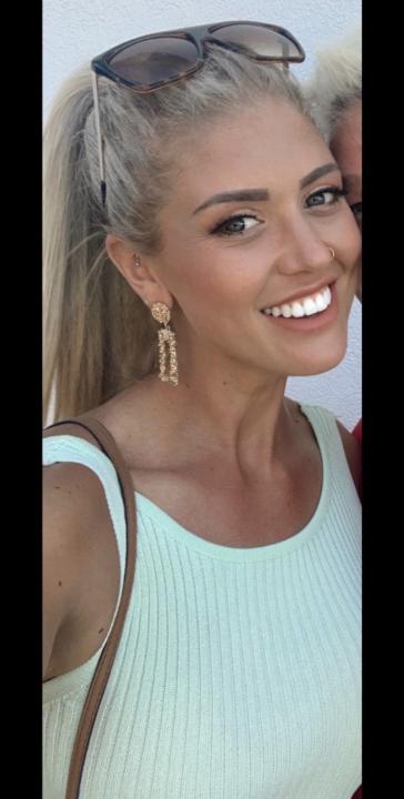 Riann Burton
