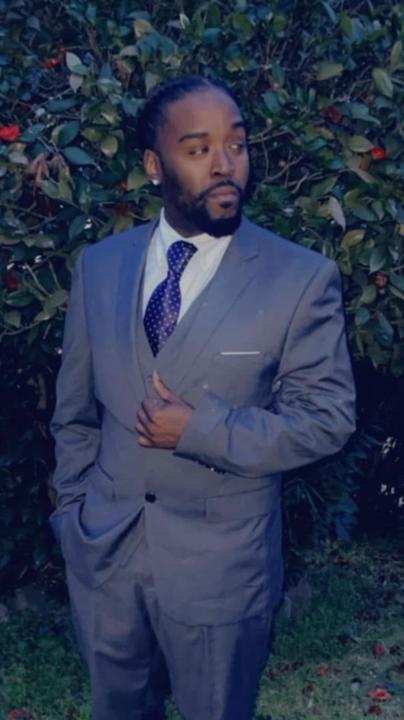 Christopher Thompson