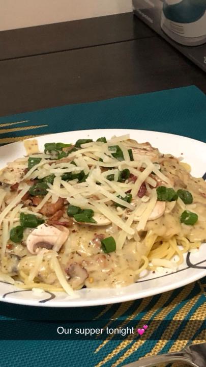 Mmm Boston pizza style chicken fettuccine 