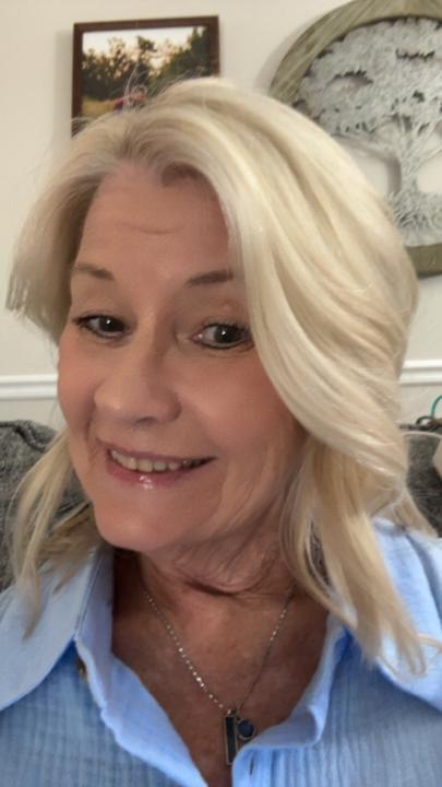 Faye Suggs
