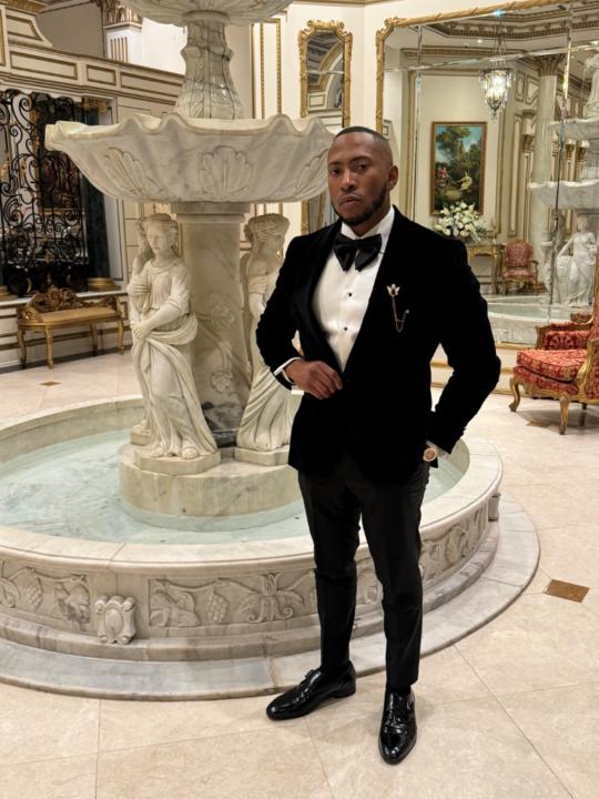 Bernard Hendrix III
