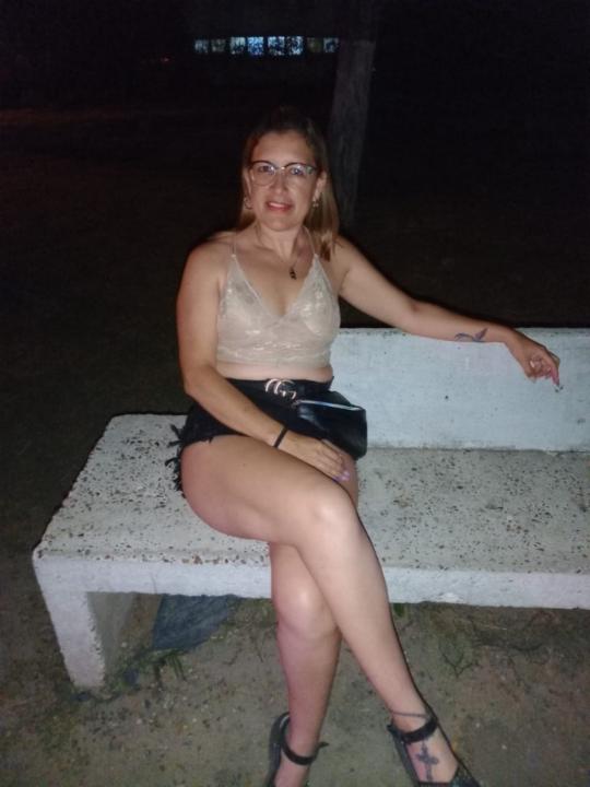 Adriana Elisabet Giles