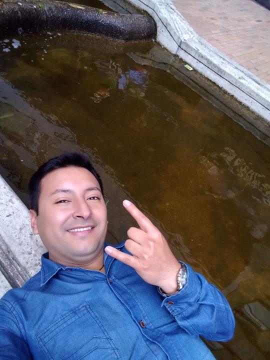 Rluchoss Rojas Varela