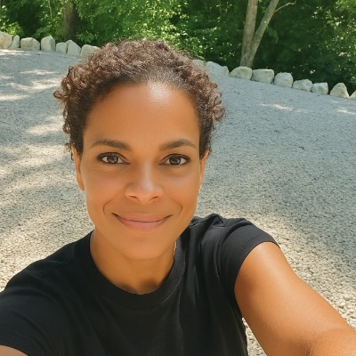 Anja Schroeder