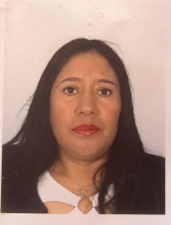 Ana María Sayay tene