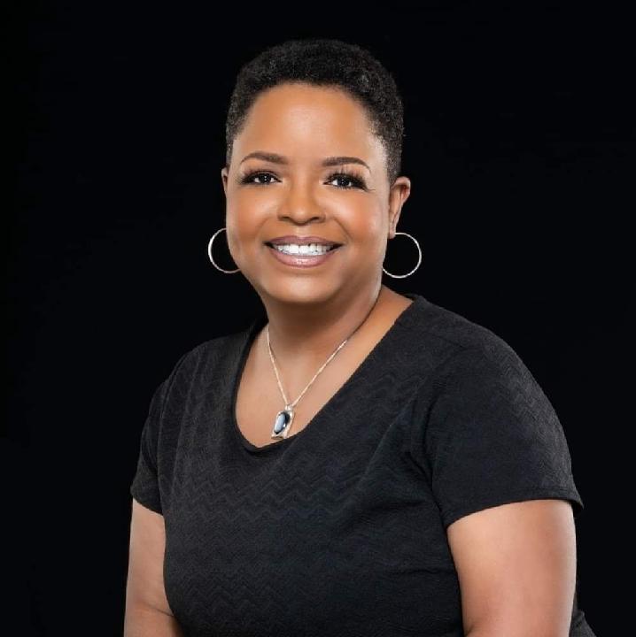 Cassandra Warren