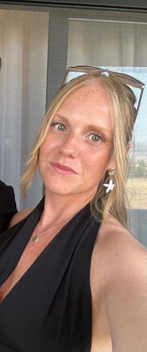 Clare Wright