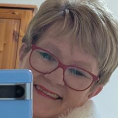Lorraine Warner
