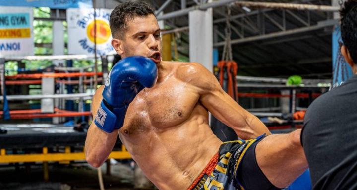 Quit Smoking & Learn To Fight 