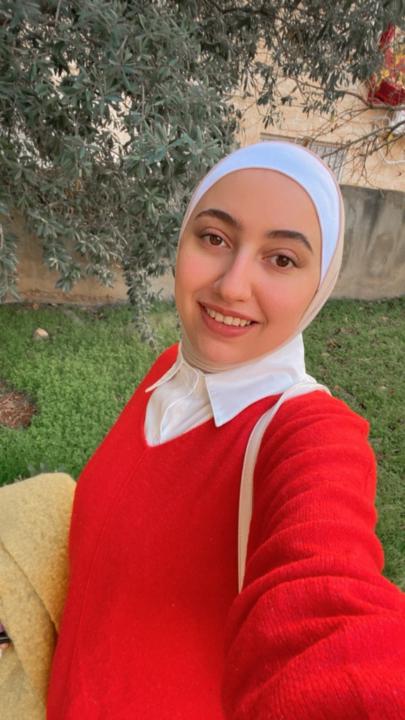 اسماء المومني