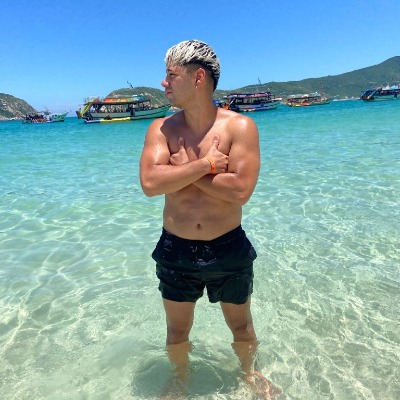 Julián nahuel Riffo