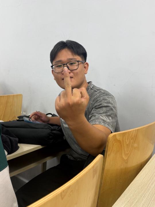 Nguyễn Khanh