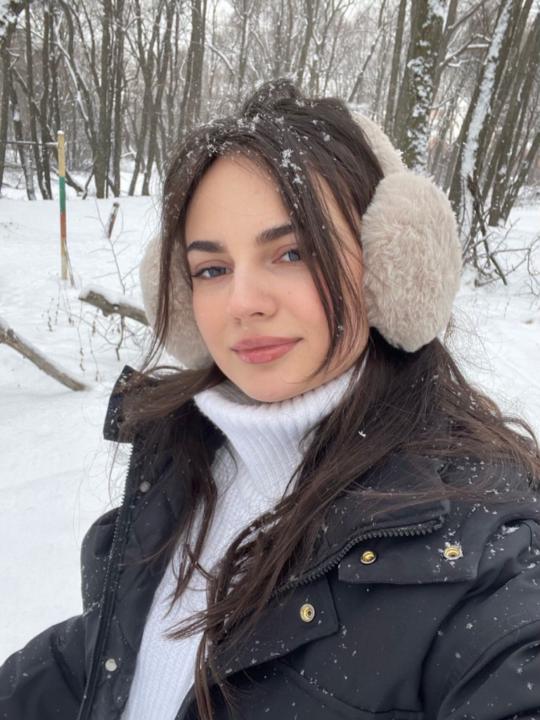 Ella Jasmine