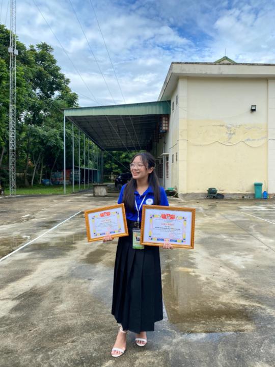 Hai Yen Lê Hoàng Hải Yến