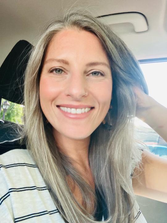 Lauren Kennedy
