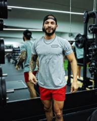 Sam Valenzuela