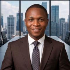 Damola. A Crowdfunding Advisor