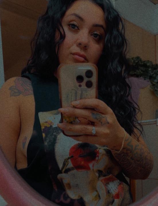 Lisa Vizzerra