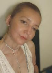 Sandra Hagyari