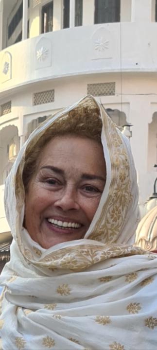 Yolanda  Avtar Dhyan Alonso arce