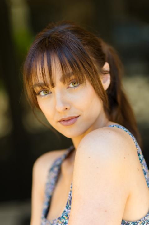 Andrea Holt