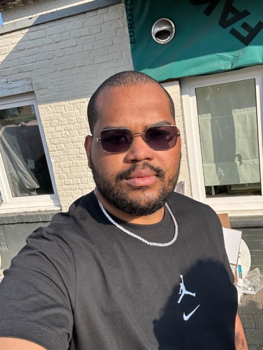Shaquille Naarendorp
