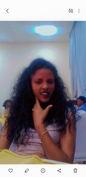 Natsenet Tesfahun