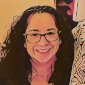 Lisa Benson