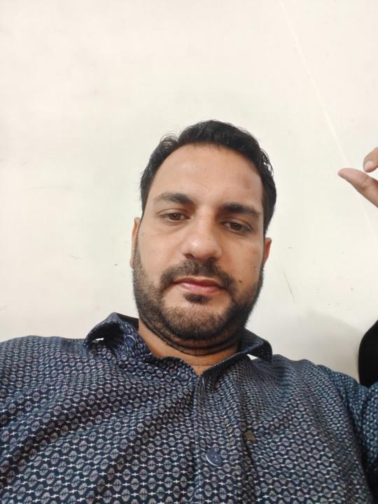 Varun Bhalla
