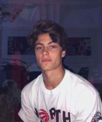 Ethan Fernandez