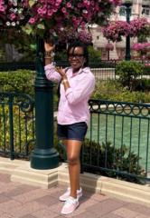 Mbidimbom Praises Minang