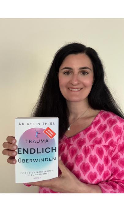Dr. Aylin Thiel