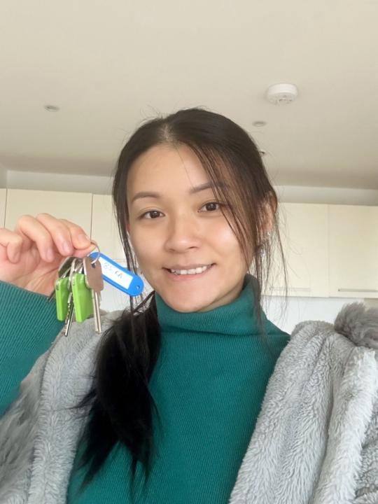 Congrats to Cindy on closing her first deal! 🥂🎉