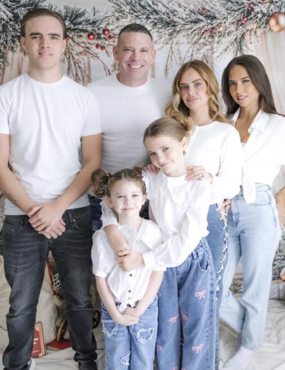 🎄 Merry Christmas from our family to yours 🎄