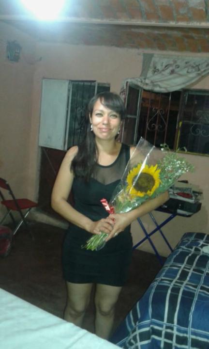 Sara Elizabeth Nieves Ruelas