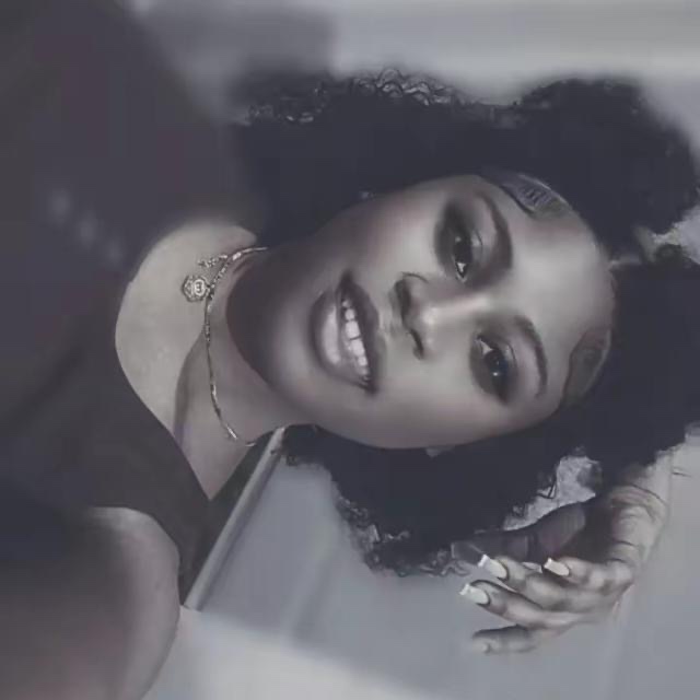 Rose Derline Francois