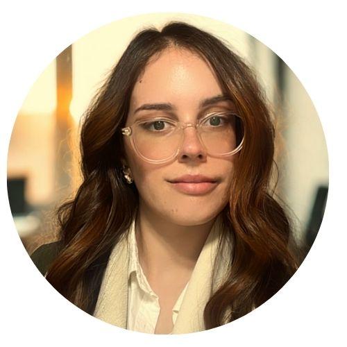 Radharani Platón Saelices