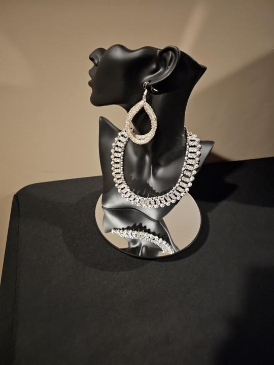 Concept Online Jewelry Shop Landing Page