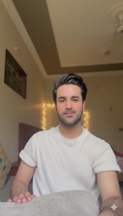 Huzaifa Azam Jadoon