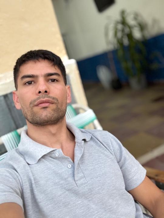 Luis Esparza