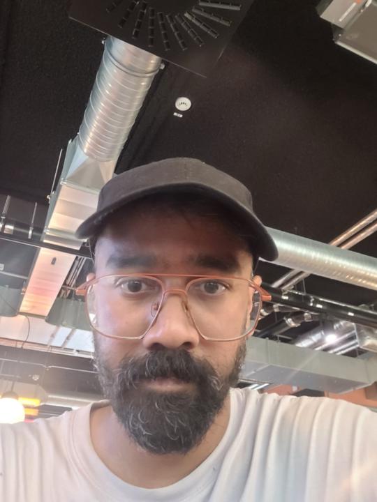 Mugundhan D