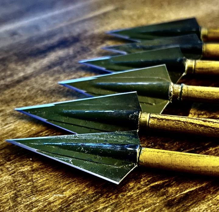 Rapid Fire Topic- for our Premium Members- Covering off sharpening broadheads with a file