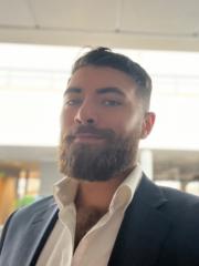 Elias Tavackoli Borne