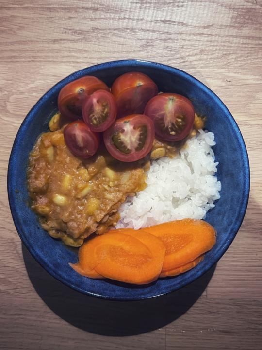 ChatGPT 之家常版：馬鈴薯黃豆咖哩燉煮