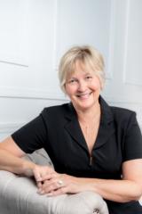 Sabine D Robertson