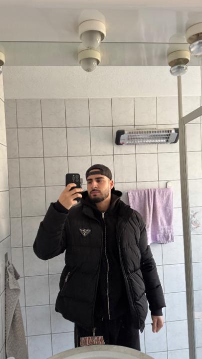 Alper Gür