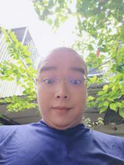 Nam Le