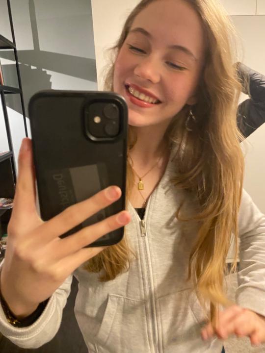 Lotti Vrenegor