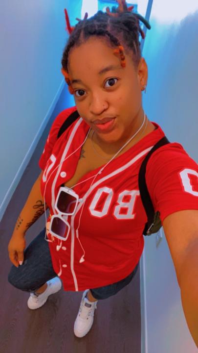 Bien-aise Jennifer Dominique