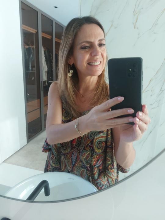 Paula Lemos